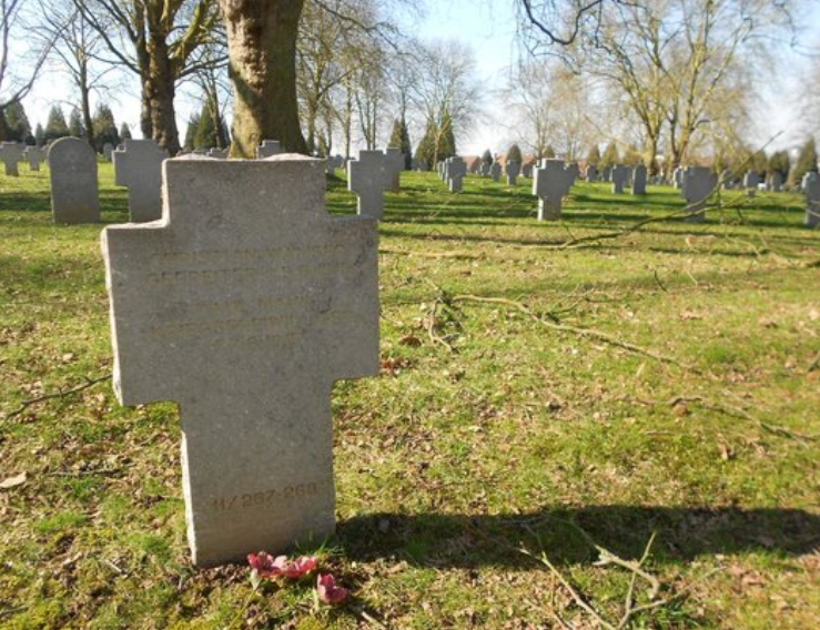 Les enfants-soldats de la Grande guerre. Pm111