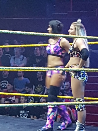 Photos live NXT Dakota11