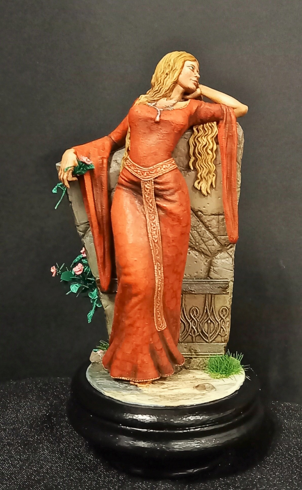 La Dame à la rose - Figurine terminée Dr09_c10
