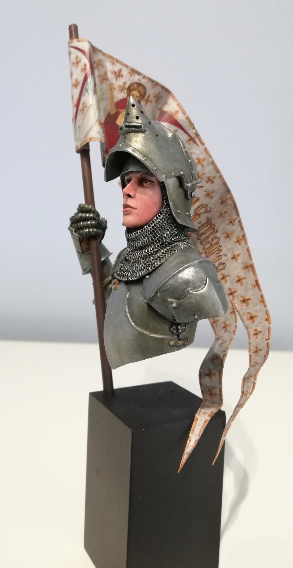 Jeanne d'Arc - retouches et nouvelles photos - Page 2 Jeanne39