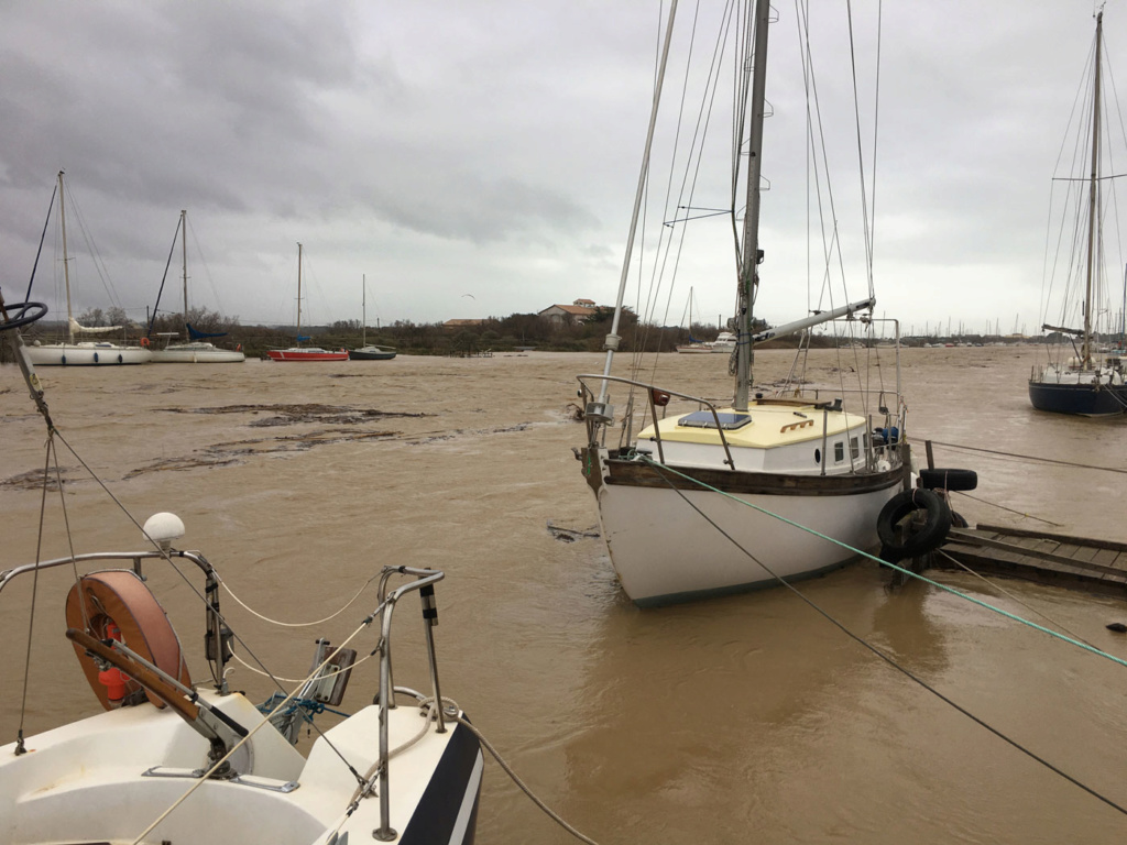 Un fleuve gonflé Aude-c10