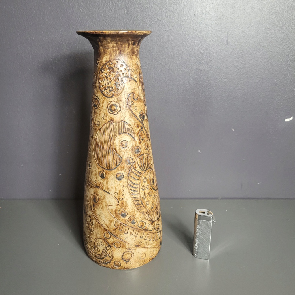 Vase céramique signé Monique Charton  20231113