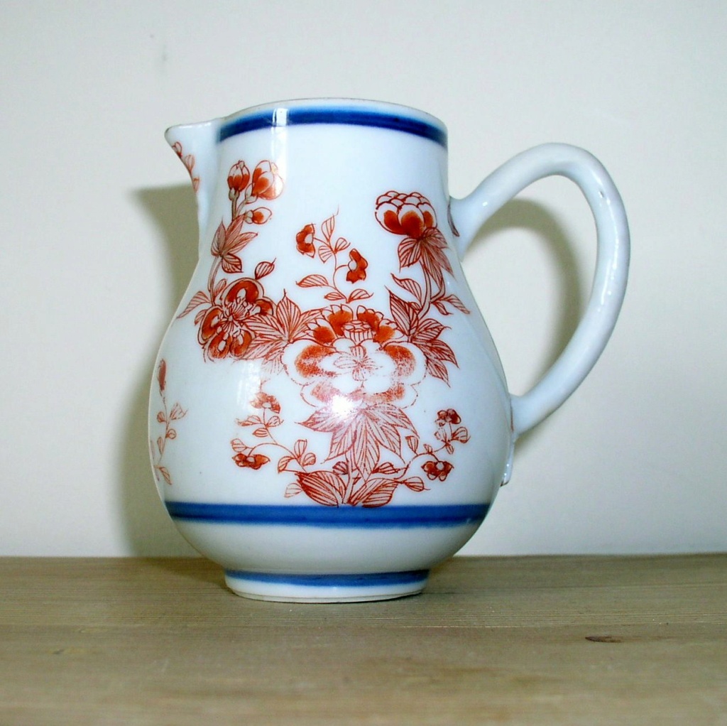 Porcelain Cream Jug with Sparrow Beak - Chinese Imari c.1720 P1010152
