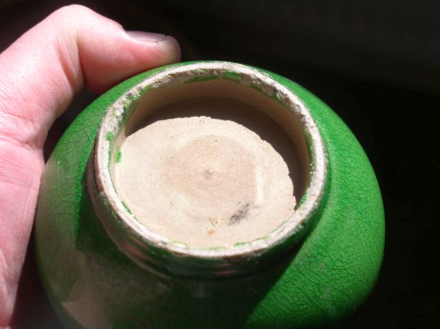 Small Apple Green Monochrome vase, Japanese Awaji  P1010248