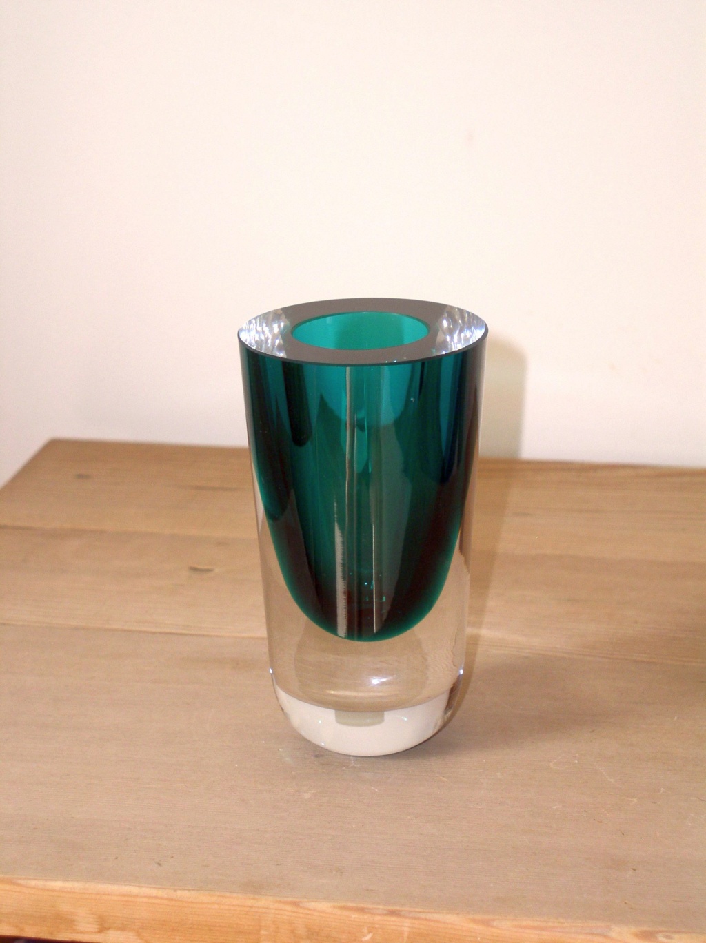 Small thick green cylinder vase??? P1010255