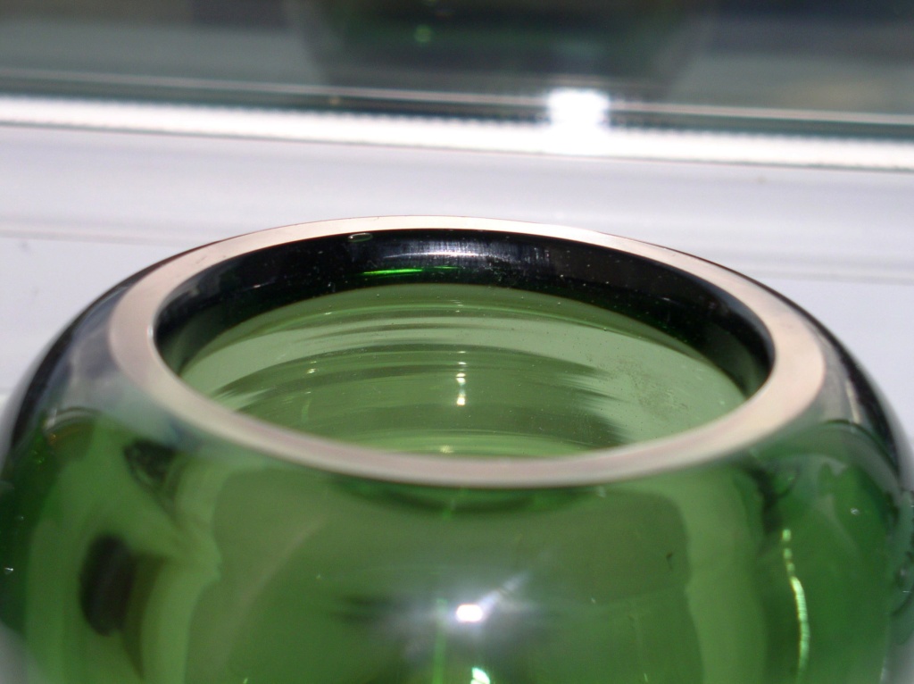 Heavy dumpy green glass thick rim bowl polished pontil scar?? P1011215
