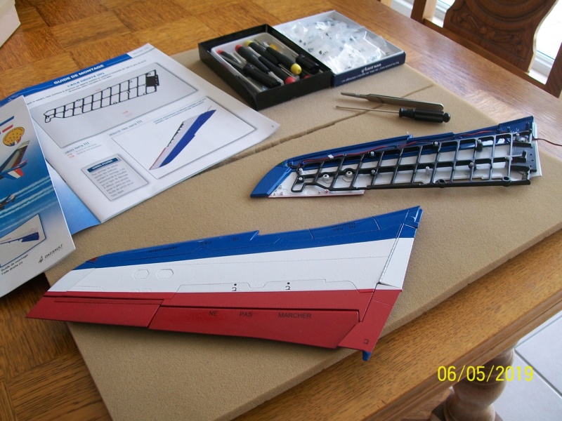 Dassault-Dornier Alphajet PAF (Hachette 1/16°) de pat59 - Page 2 100_6423