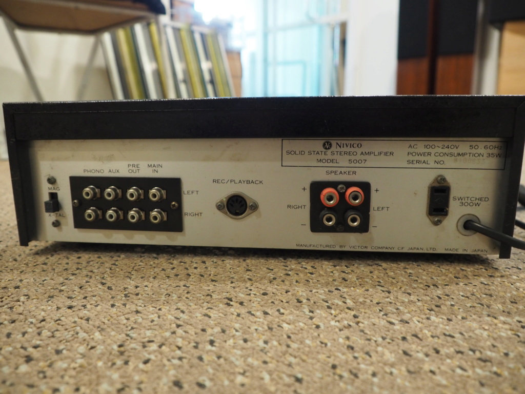 Nivico 5007 Vintage amplifier(JVC) P1010412
