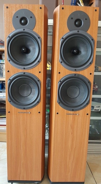 WHARFEDALE DIAMOND 9.5 floorstanding speakers  Speake12