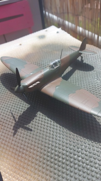 Spitfire Mk 1 early Eduard 1/48  Img-2022