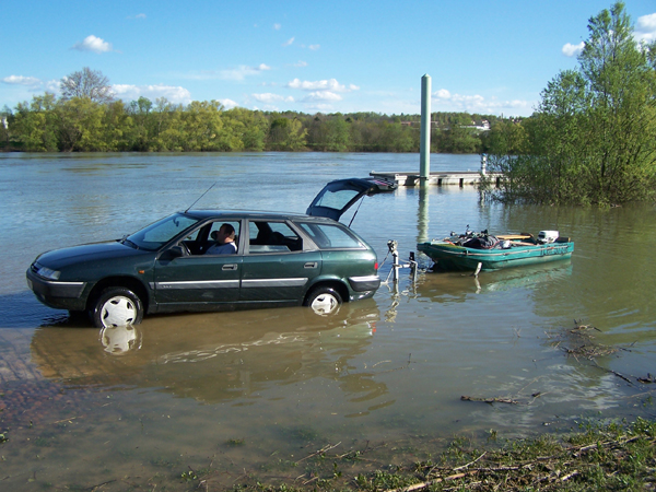 Une bouée sur la Saône Peche_31