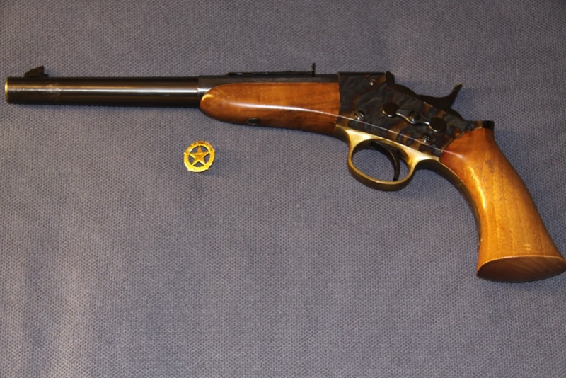 Il n'y avait pas que Colt: pistolet Remington Rolling Block Img_9330