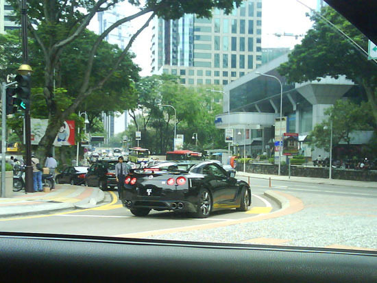 Nissan GT-R - Dah sampai Malaysia...!!!! - Page 2 Sdsc0010