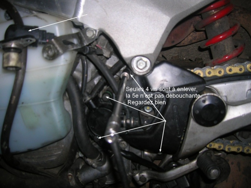 [TUTO] Changement kit chaine (sans l'ouvrir) sur VFR RC46 14_car10