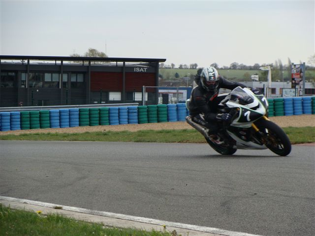 Magny cours le 30 mars 2008 Dsc01624