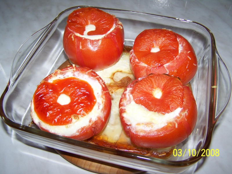 Tomates farcies à l'oeuf Tomate11