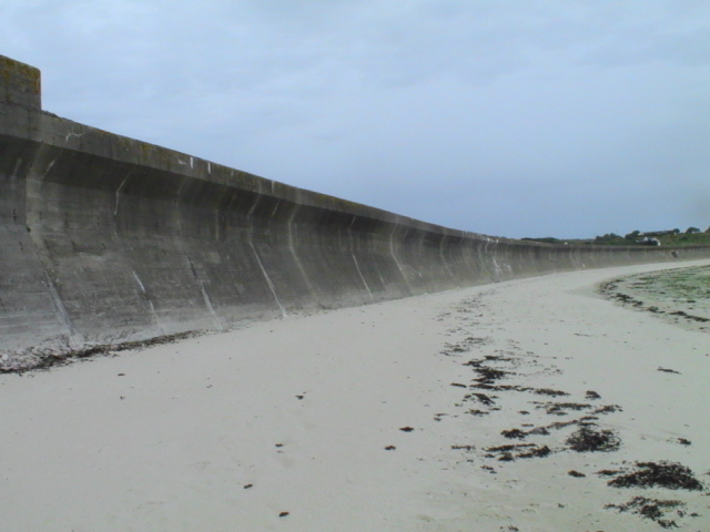 Alderney, mur anti-char Aldern12