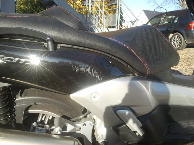 Vends Xcity 125 Suite accident  2011-113