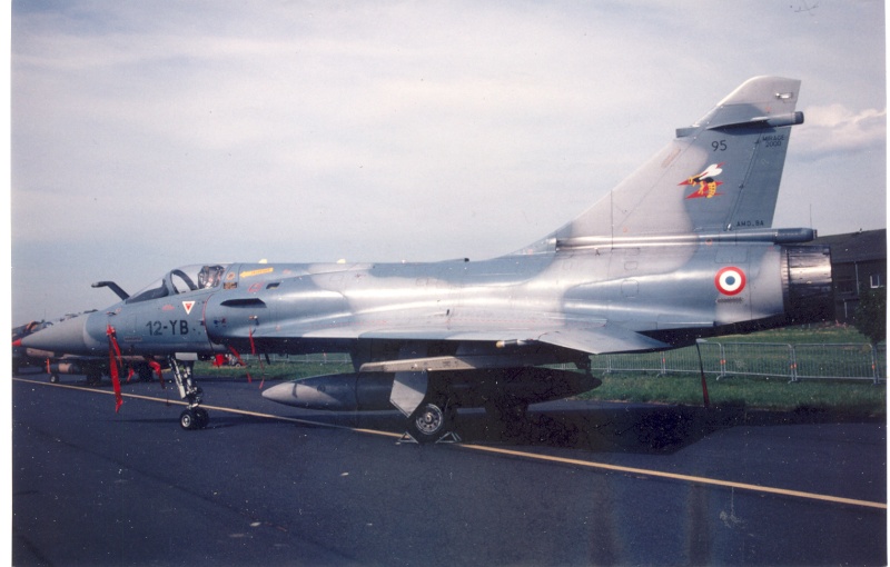 CAMBRAI - Les Mirage 2000 de la 12 - Page 2 Numeri40
