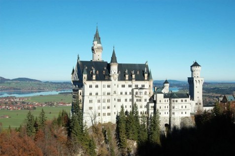 Những lâu đài cổ đẹp nhất châu Âu 1_13-410