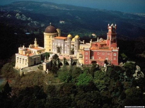 Những lâu đài cổ đẹp nhất châu Âu 854-4710