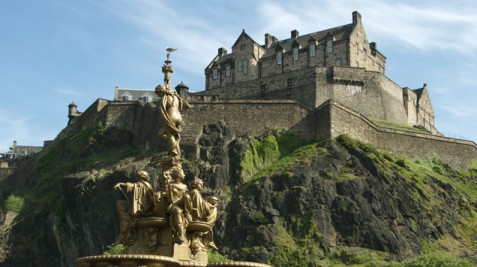 Những lâu đài cổ đẹp nhất châu Âu 9_1-4710