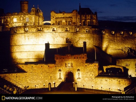 Những lâu đài cổ đẹp nhất châu Âu 9_21-410