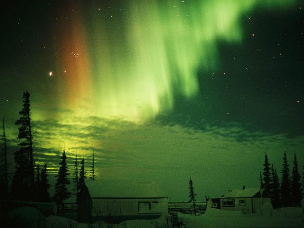 Đêm đông ở Churchill, Canada đẹp huyền ảo với cực quang  Aurora16