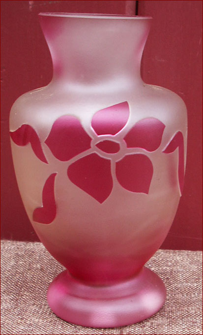 Vase à l'acide sans etiquettes Sèvres et Bayel Redcam10