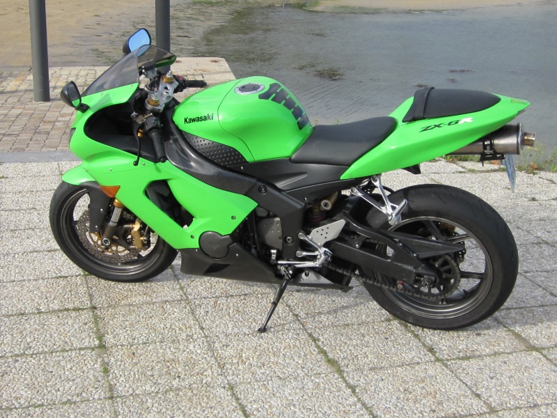 Vends  ZX636R route (possibilite poly) 2005 cg 5500€  Img_0129