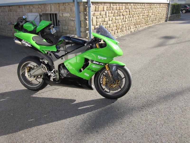 ZX6R piste 2005 4800€ à debattre Img_0261