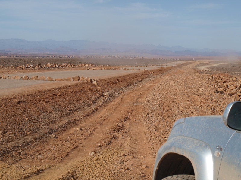 Taouz à Zagora [par l'autre rive du Ziz] (G.T2 M3, M5, GT2) P1012650