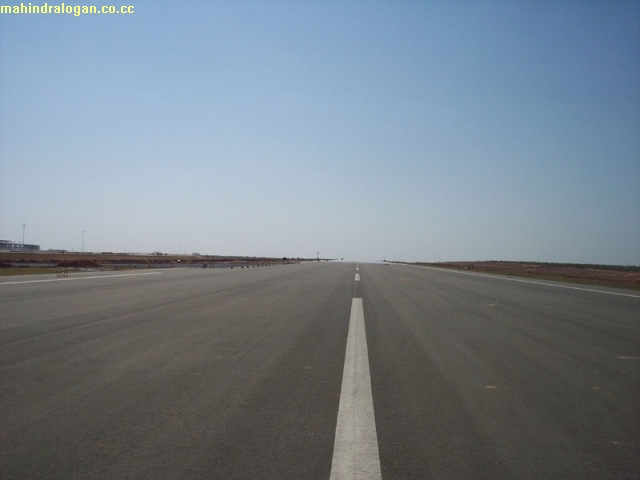 My Night Angel on Bangalore International Airport Runway 100_3810