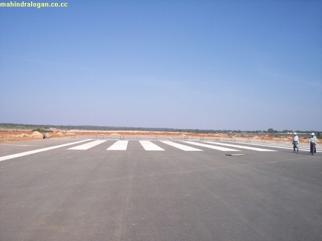 My Night Angel on Bangalore International Airport Runway 100_3811