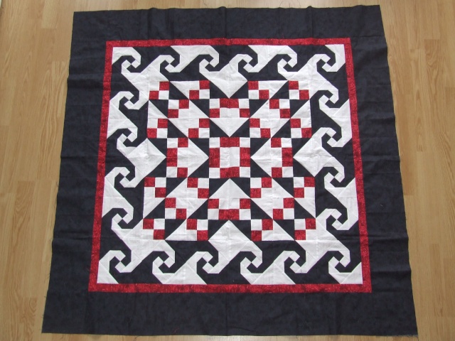 patchwork: noir, rouge et blanc 004312