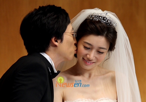 Yoo Jae Suk Get Married to Na Kyung Eun 20080712