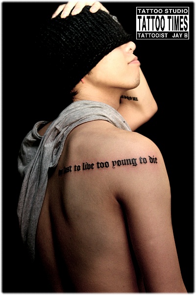 G-dragon and his Tattoo! Tattoo11