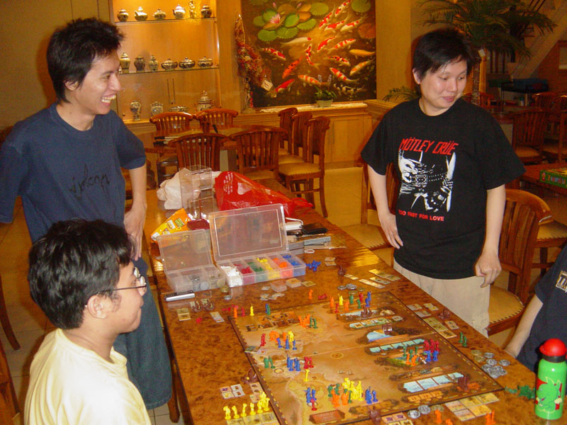 Report: 29 juli midnite game meet-up part II@YaYi Restaurant Aoe3_210