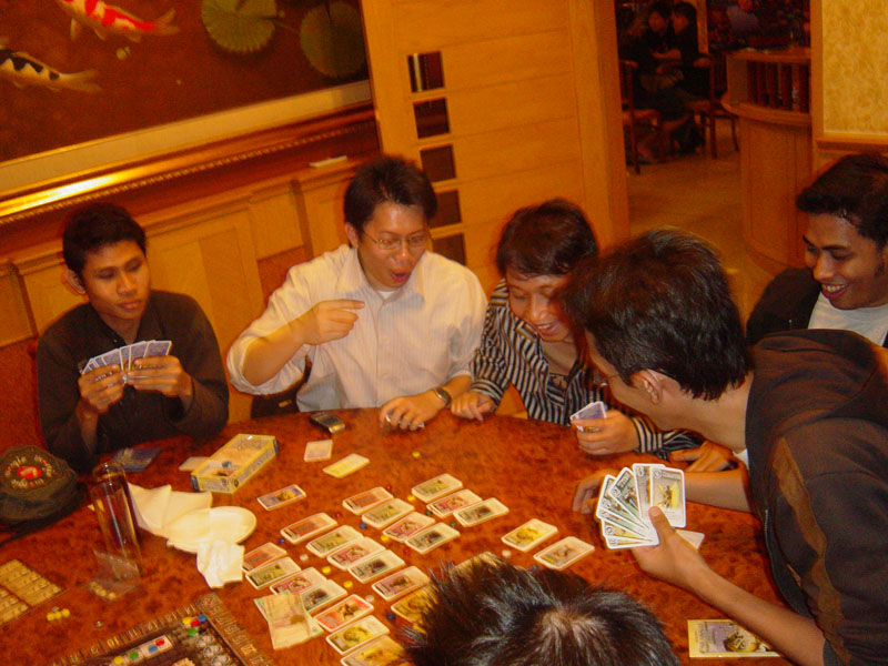 Report: 29 juli midnite game meet-up part II@YaYi Restaurant Coloss10