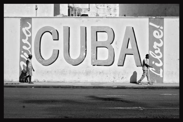 EN CUBA SI EXISTE LIBERTAD Viva_c10