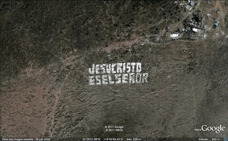 Ecriture "JESUCRISTO ES EL SENOR" à Presa Rogriguez, Baja California - Mexique Ecritu11