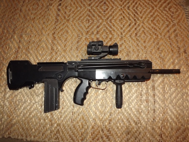 vend berreta 93r et famas Fumac115