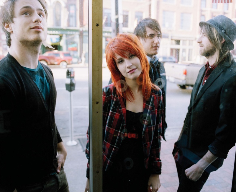some awesome pictures of paramore :) 710