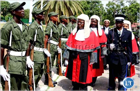 Guards of honour & ceremonial uniforms 12zamb10