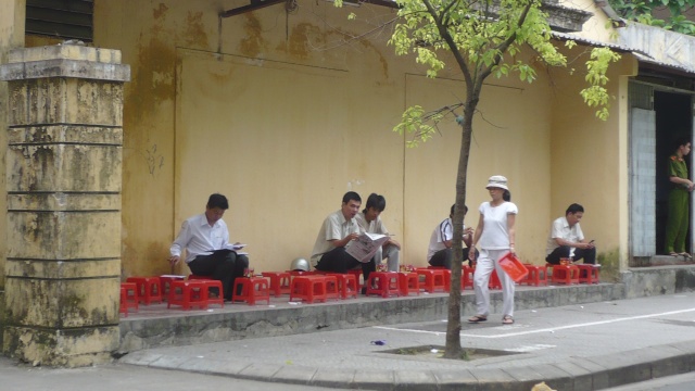 CAFE CÓC,  đường TRƯƠNG ĐỊNH. P1120112