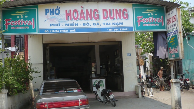 Quán Phở HOÀNG DUNG, địa chỉ 116, đường BÀ TRIỆU. Qp116b10