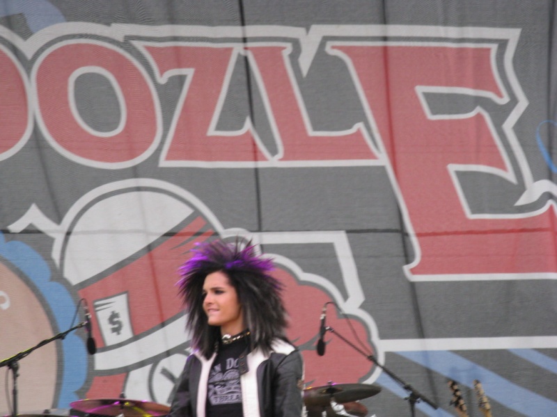 More pics from the Bamboozle festival Img_0613