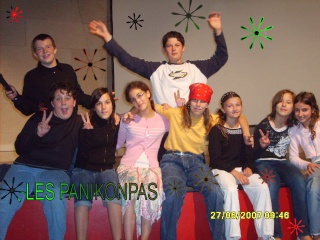 La troupe de théâtre "Les PANIKONPAS" Pani_t11