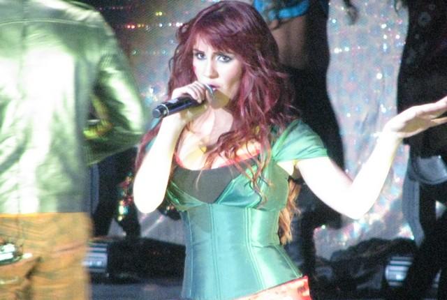 Dulce Maria-slike sa koncerata 04310