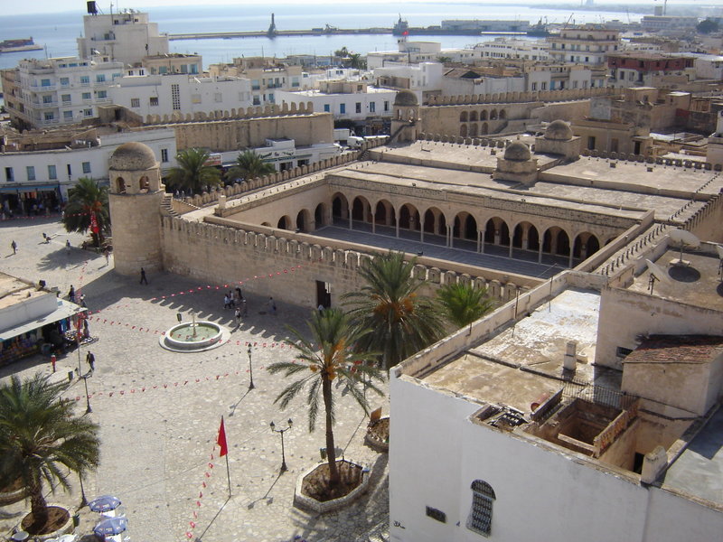 تونس الخضراء 15871612